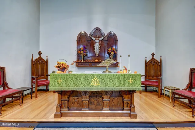 $295,000 | 24 Pine Street, Amsterdam, NY 12010