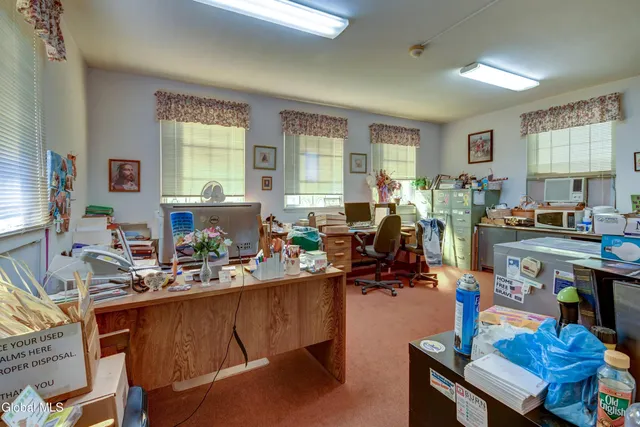 $295,000 | 24 Pine Street, Amsterdam, NY 12010