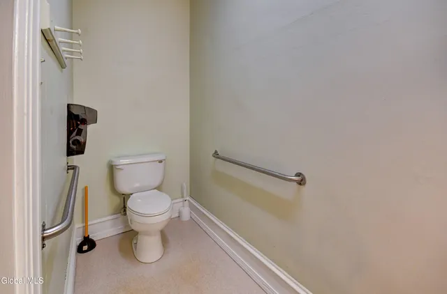 $295,000 | 24 Pine Street, Amsterdam, NY 12010