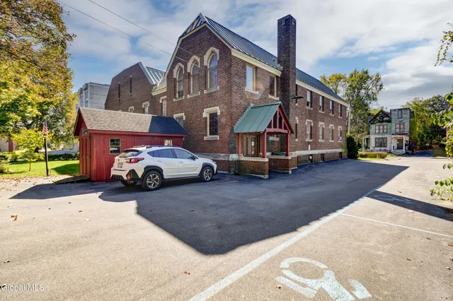 $295,000 | 24 Pine Street, Amsterdam, NY 12010