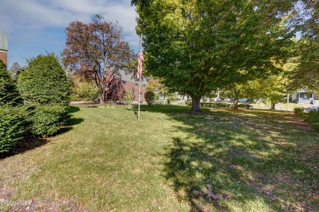 $295,000 | 24 Pine Street, Amsterdam, NY 12010