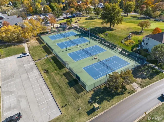 $128,000 | 2801 Savoy Drive, Unit 2801, Lake St. Louis, MO 63367