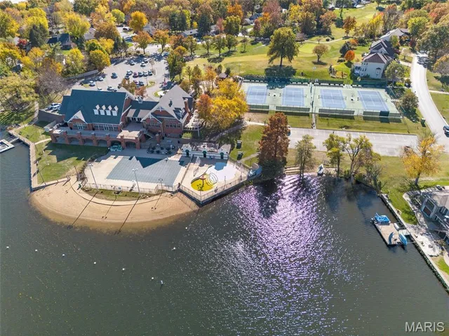 $128,000 | 2801 Savoy Drive, Unit 2801, Lake St. Louis, MO 63367