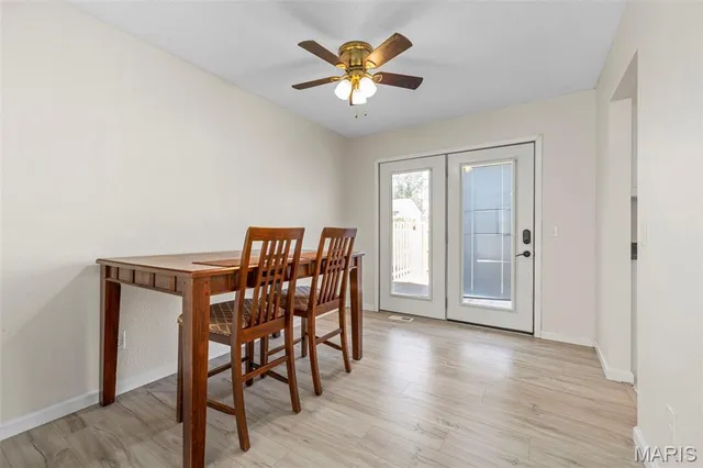 $128,000 | 2801 Savoy Drive, Unit 2801, Lake St. Louis, MO 63367