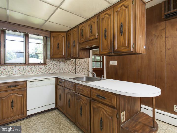 127 Carter Road Princeton, NJ 08540 - Photo 10 of 20