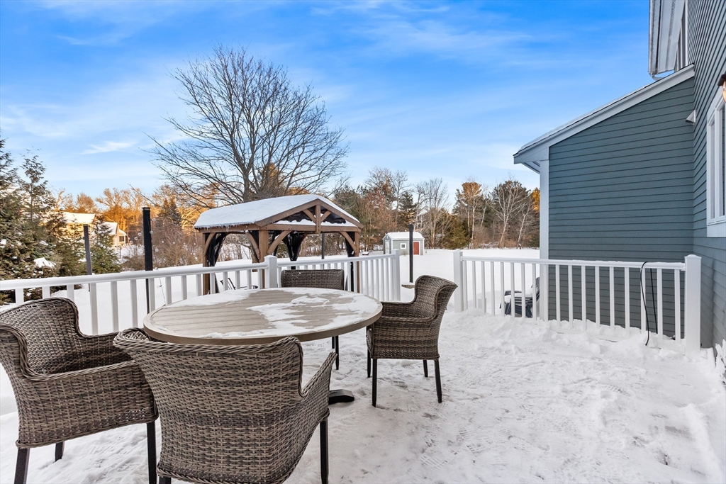 8 Stouffer Circle Andover, MA 01810 - Photo 33 of 41