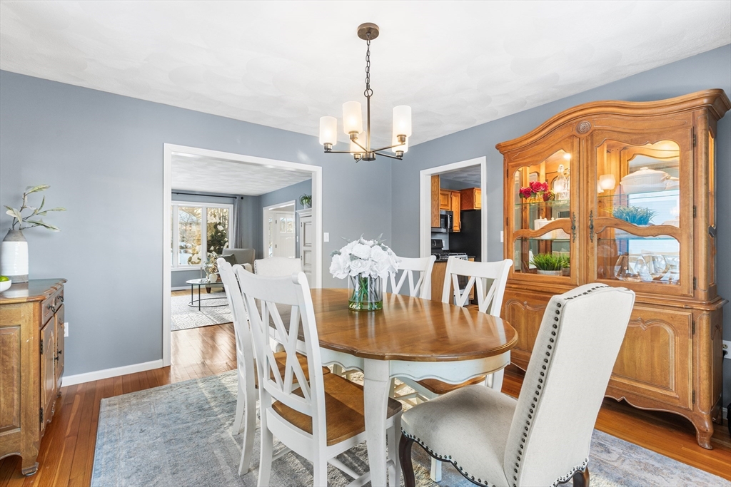 8 Stouffer Circle Andover, MA 01810 - Photo 8 of 41