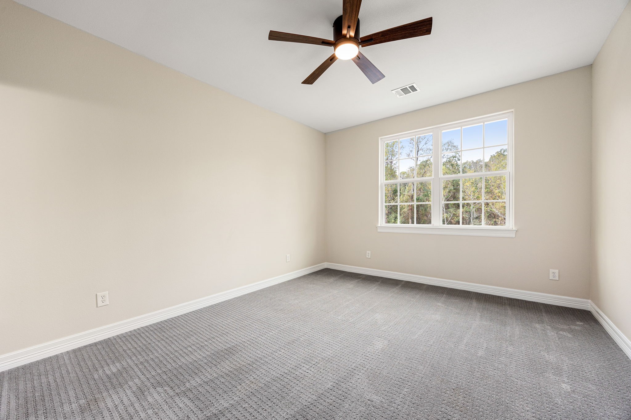14882 Gingham Road Montgomery, TX 77356 - Photo 33 of 50 an empty room with a window