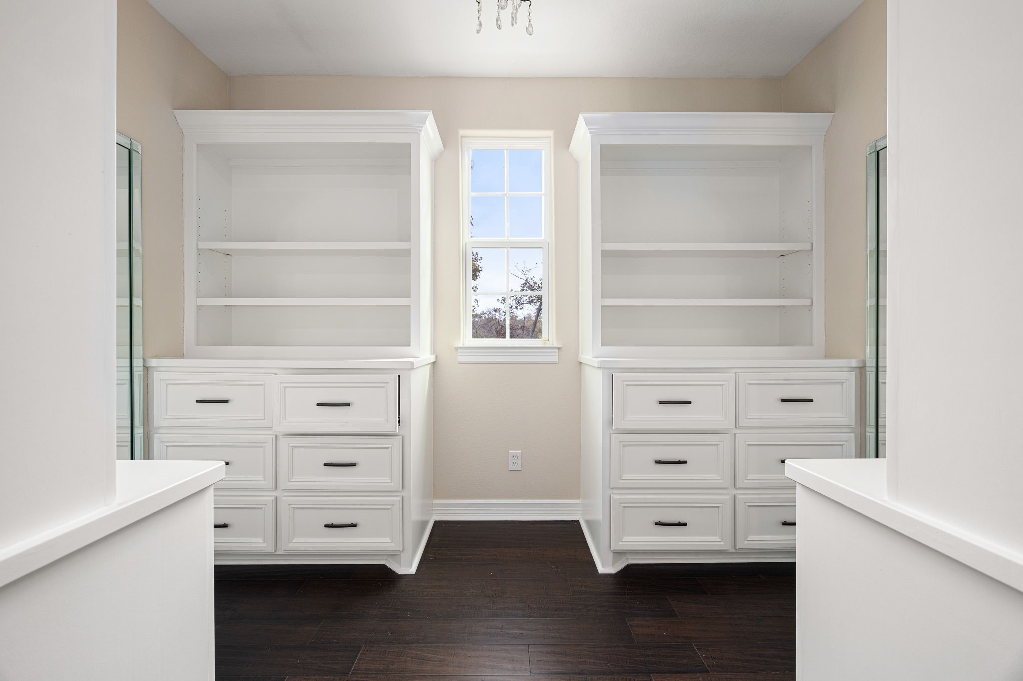 14882 Gingham Road Montgomery, TX 77356 - Photo 40 of 50 a view of an empty walk in closet
