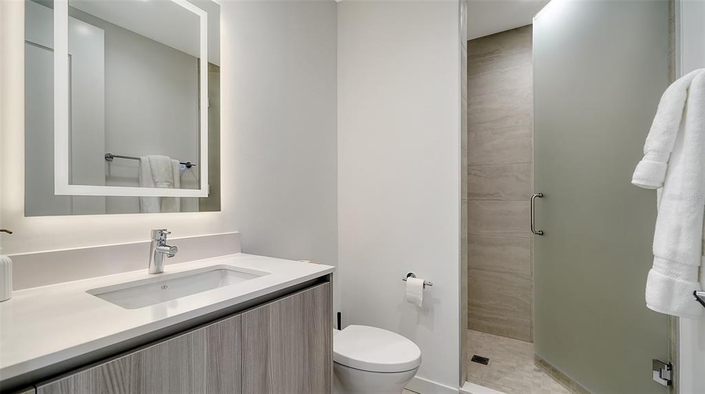 301 Quay Commons, Unit 704 Sarasota, FL 34236 - Photo 21 of 76