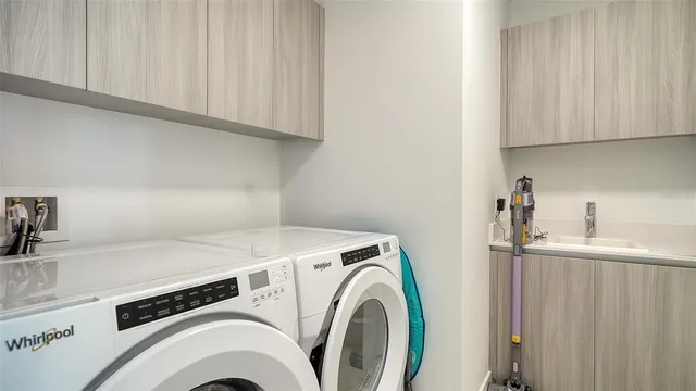 $15,000 | 301 Quay Commons, Unit 704, Sarasota, FL 34236