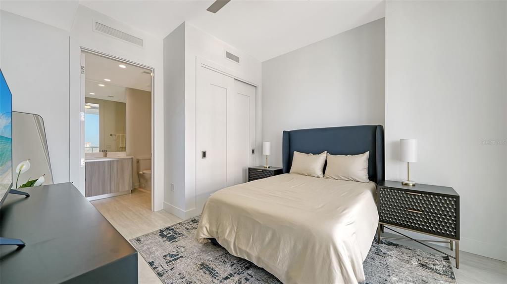 301 Quay Commons, Unit 704 Sarasota, FL 34236 - Photo 29 of 76