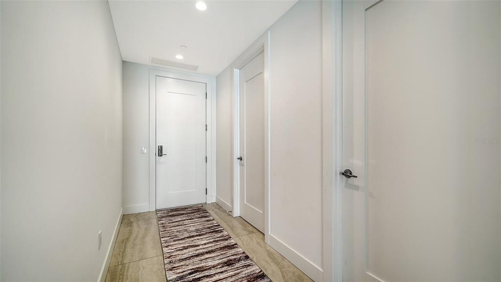 301 Quay Commons, Unit 704 Sarasota, FL 34236 - Photo 3 of 76