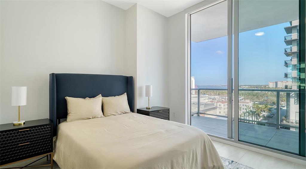 301 Quay Commons, Unit 704 Sarasota, FL 34236 - Photo 31 of 76