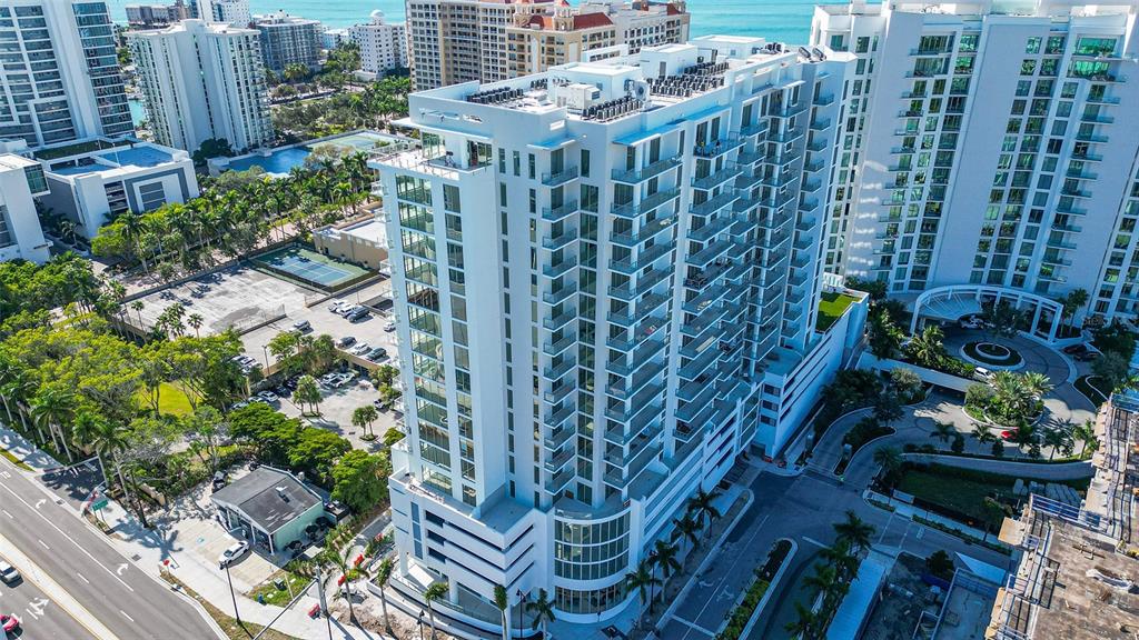 301 Quay Commons, Unit 704 Sarasota, FL 34236 - Photo 6 of 76