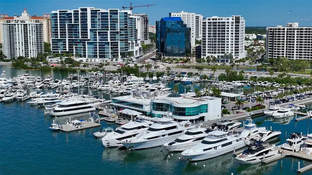 $15,000 | 301 Quay Commons, Unit 704, Sarasota, FL 34236