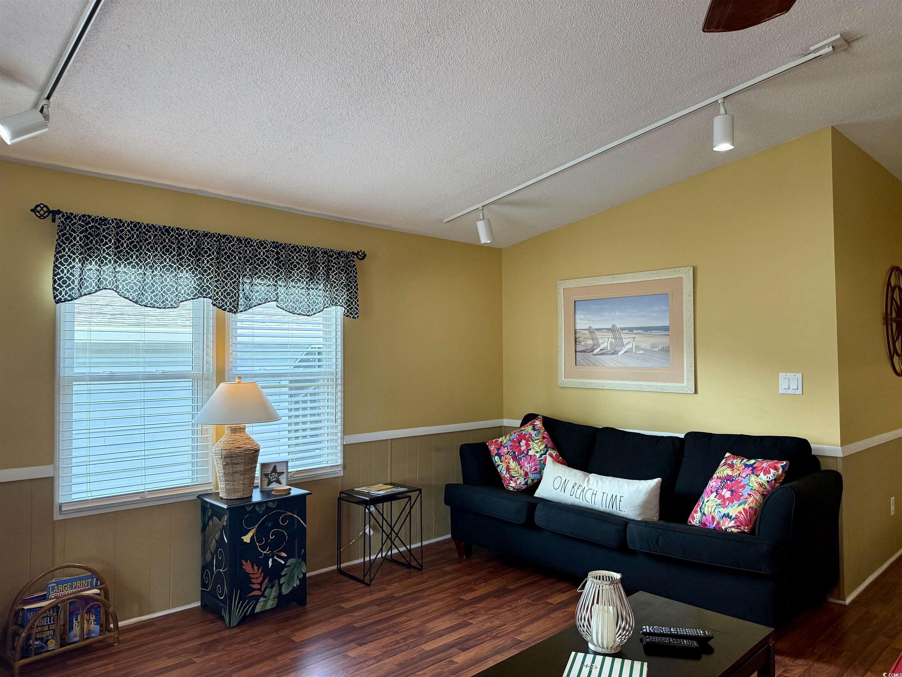 371 Meadowlark Surfside Beach, SC 29575 - Photo 11 of 35