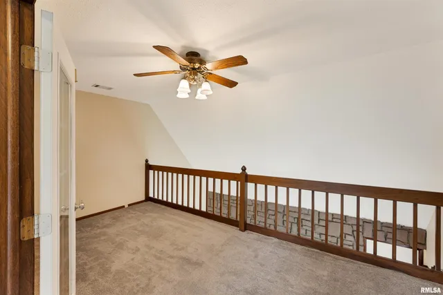 $220,000 | 3075 Willowwood Drive, Bettendorf, IA 52722