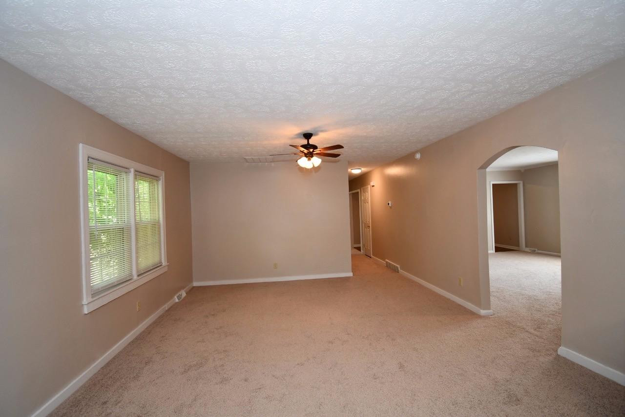 1732 Logana Road Nicholasville, KY 40356 - Photo 5 of 14 Listing Photo