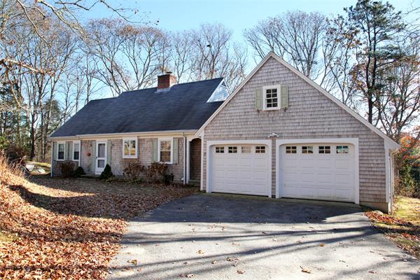 17 Old Forge Road Falmouth, MA 02556 - Photo 1 of 20 Gallery Image 1