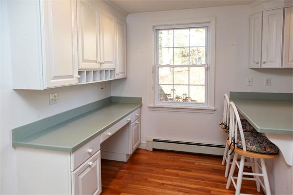 17 Old Forge Road Falmouth, MA 02556 - Photo 5 of 20 Gallery Image 5