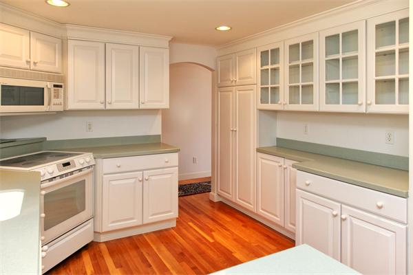 17 Old Forge Road Falmouth, MA 02556 - Photo 7 of 20 Gallery Image 7