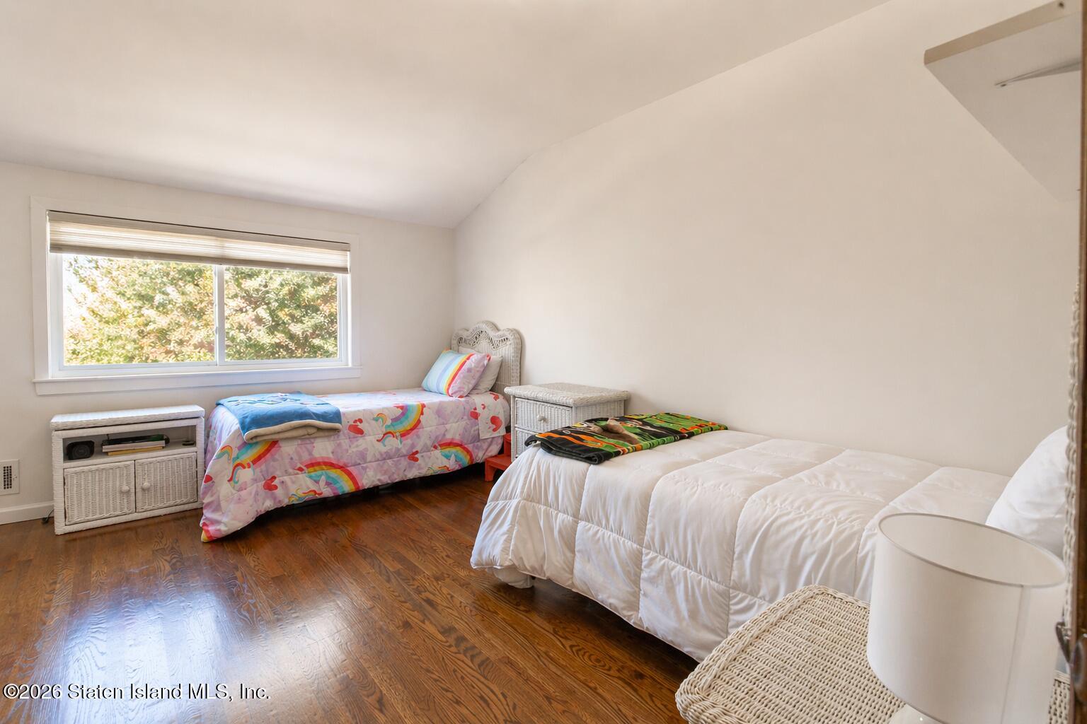 421 Willow Road East, Unit 2 Staten Island, NY 10314 - Photo 11 of 24 Photo Apr 21 2026, 9 58 22 PM (4)