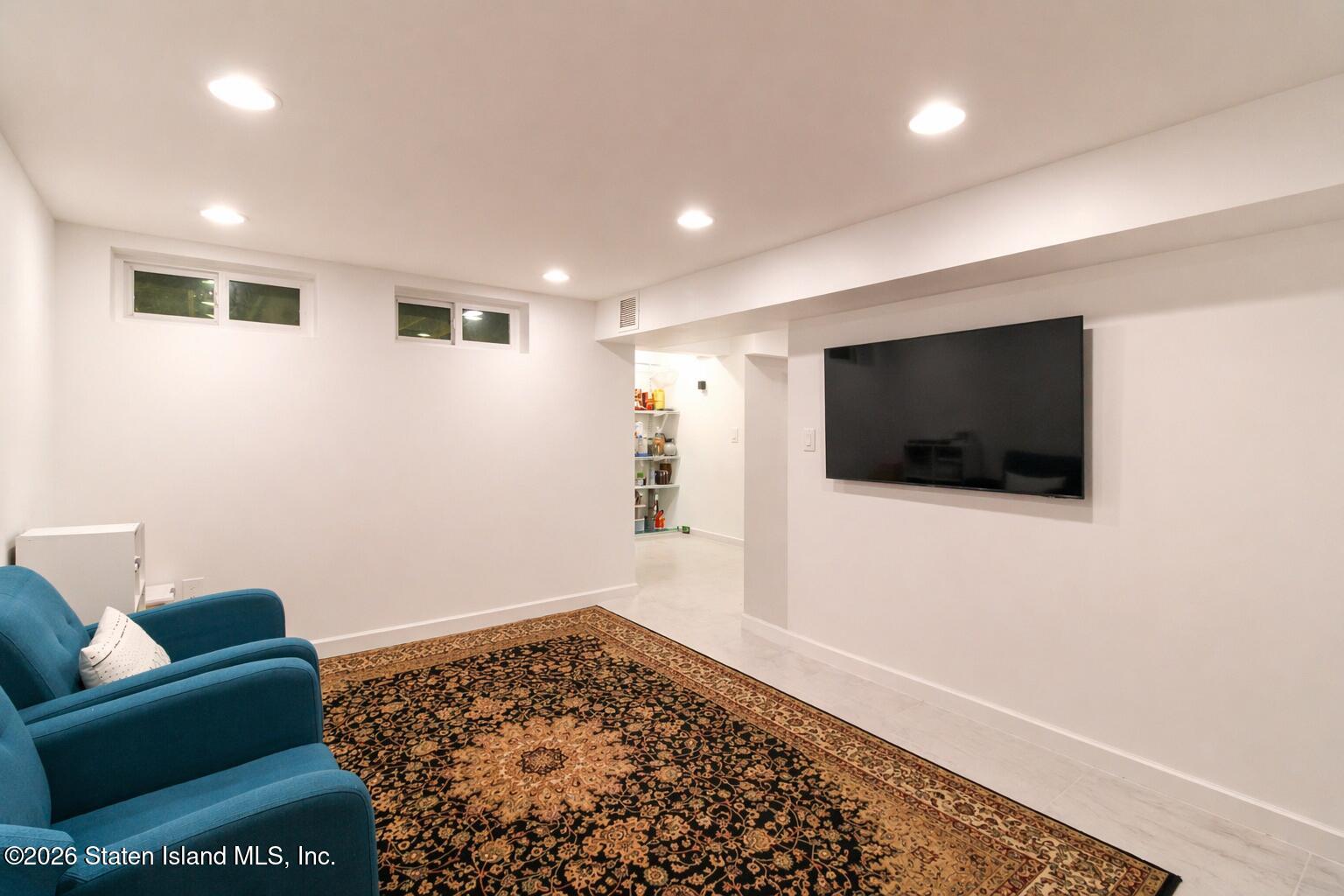 421 Willow Road East, Unit 2 Staten Island, NY 10314 - Photo 13 of 24 Photo Apr 21 2026, 9 58 22 PM (7)