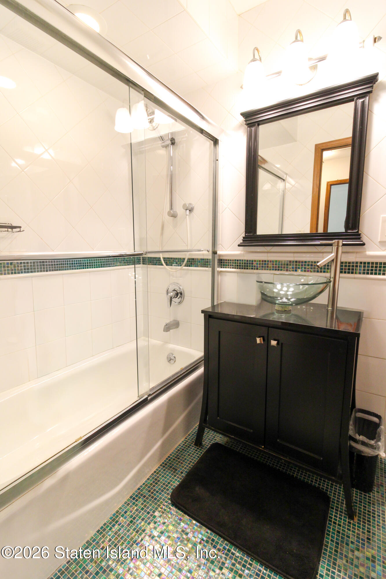 421 Willow Road East, Unit 2 Staten Island, NY 10314 - Photo 18 of 24 Photo Apr 21 2026, 12 27 06 PM