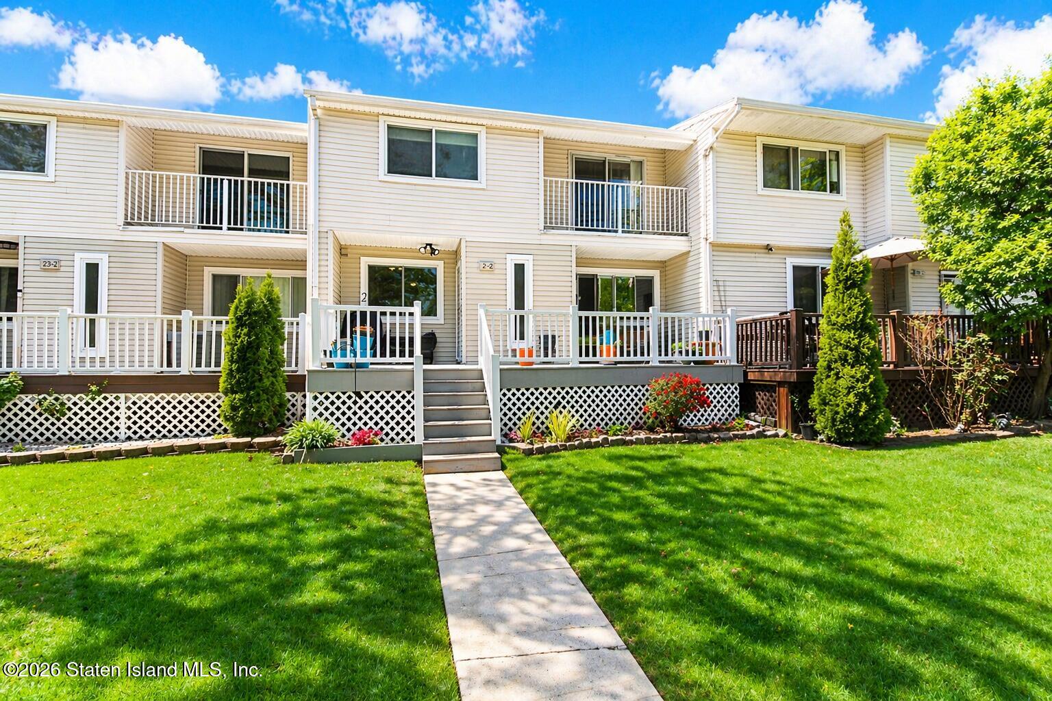 421 Willow Road East, Unit 2 Staten Island, NY 10314 - Photo 2 of 24 Photo Apr 21 2026, 9 58 22 PM (1)