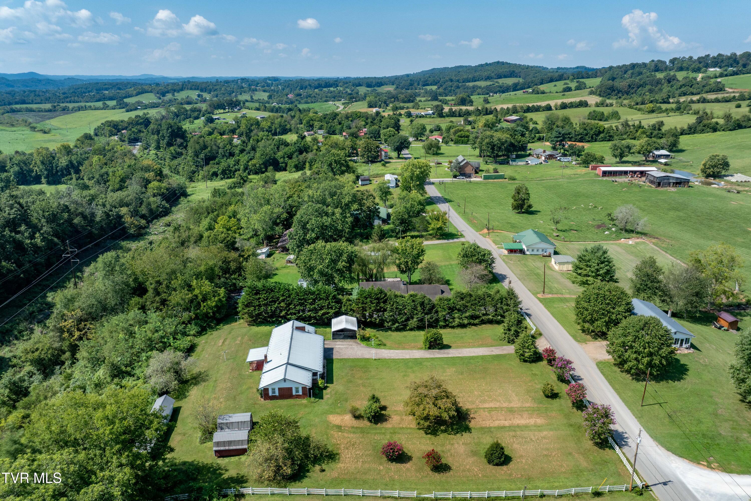 1085 Old Stage Road Rogersville, TN 37857 - Photo 35 of 65 1085 Old Stage Rd (33 of 66)