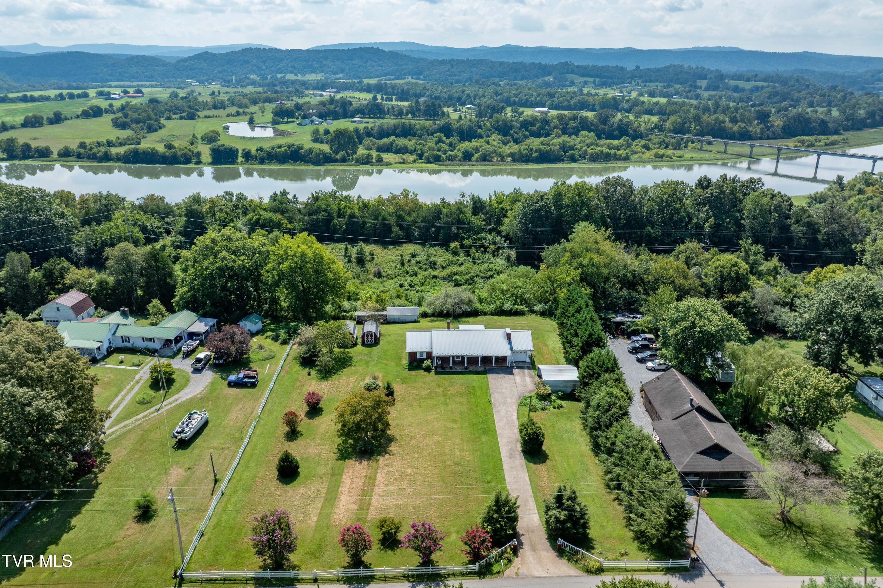 1085 Old Stage Road Rogersville, TN 37857 - Photo 36 of 65 1085 Old Stage Rd (34 of 66)