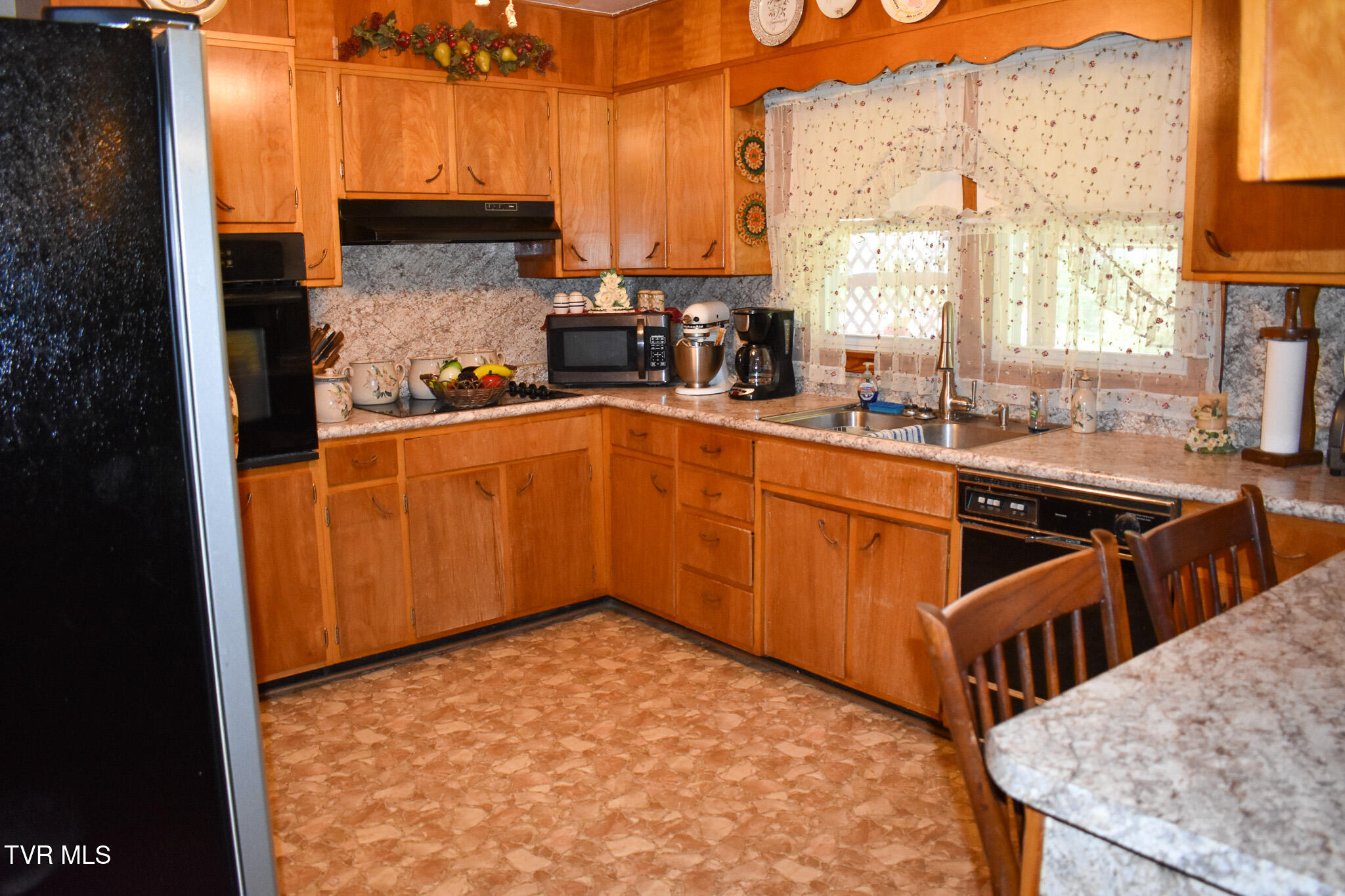 1085 Old Stage Road Rogersville, TN 37857 - Photo 6 of 65 DSC_0299