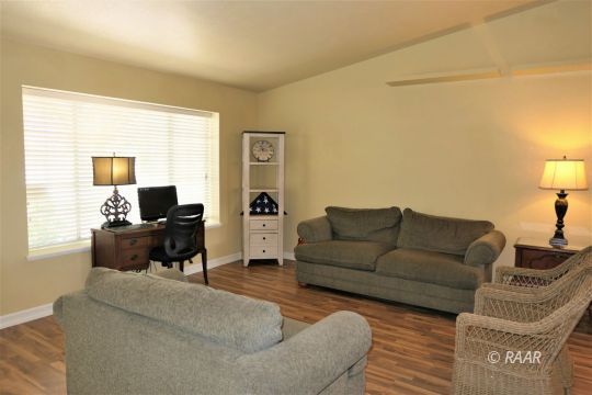312 Ashton Street Ridgecrest, CA 93555 - Photo 5 of 35
