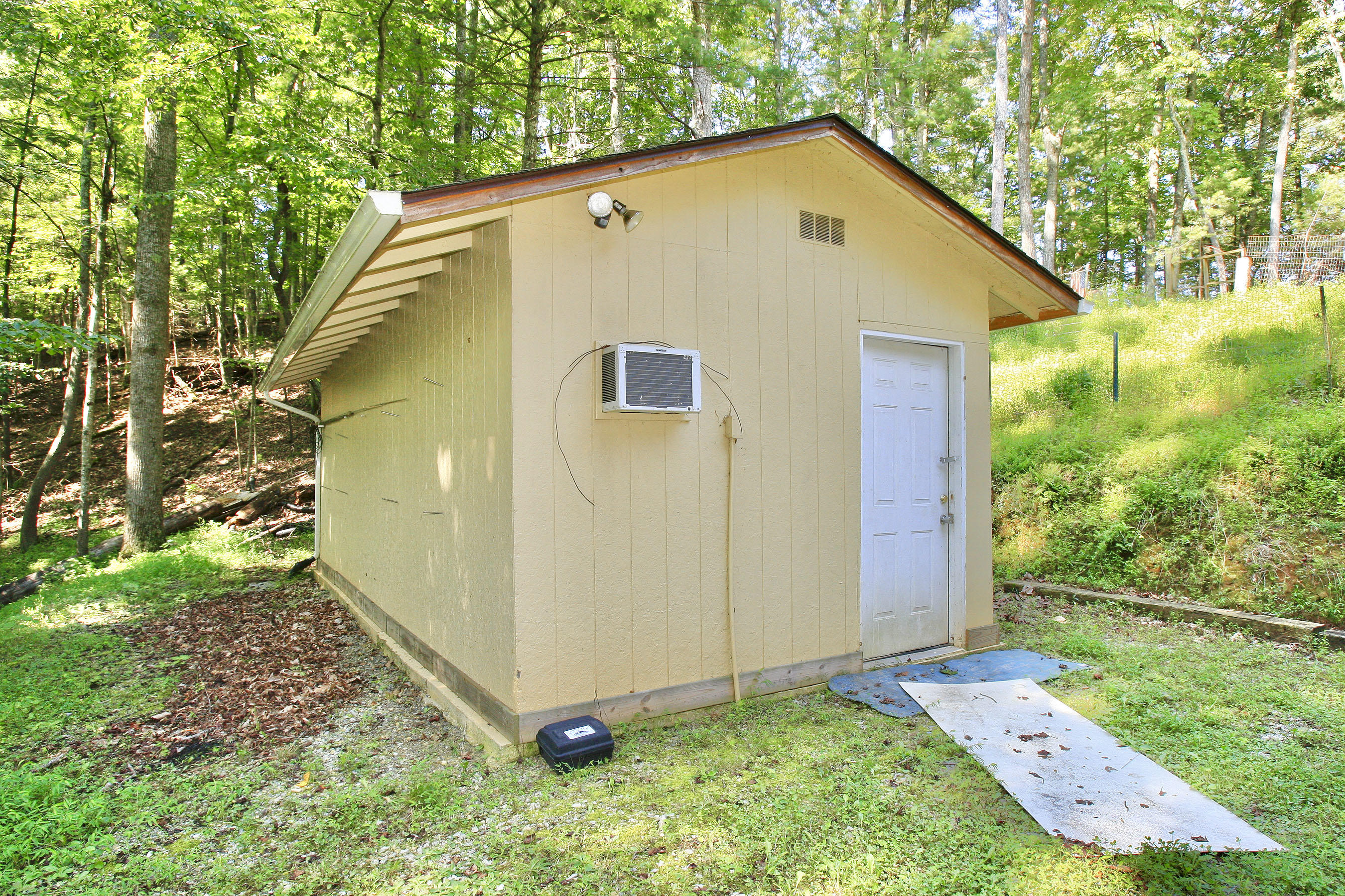 6809 Hofawger Road Boones Mill, VA 24065 - Photo 37 of 48 _V4B3365.jpeg