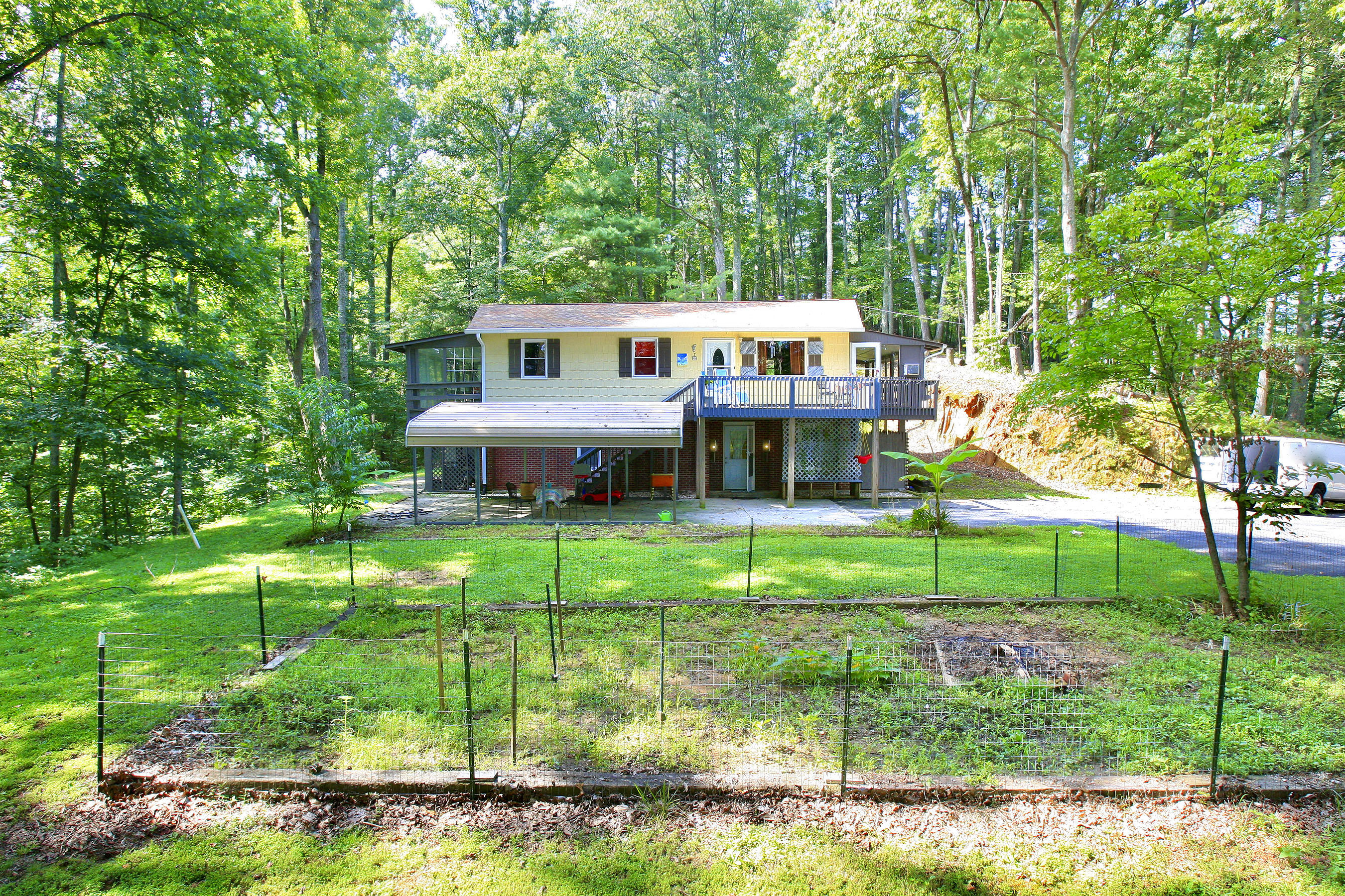 6809 Hofawger Road Boones Mill, VA 24065 - Photo 44 of 48 _V4B3336.jpeg