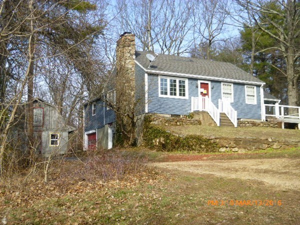 12 Finlay Road Sturbridge, MA 01518 - Photo 1 of 20