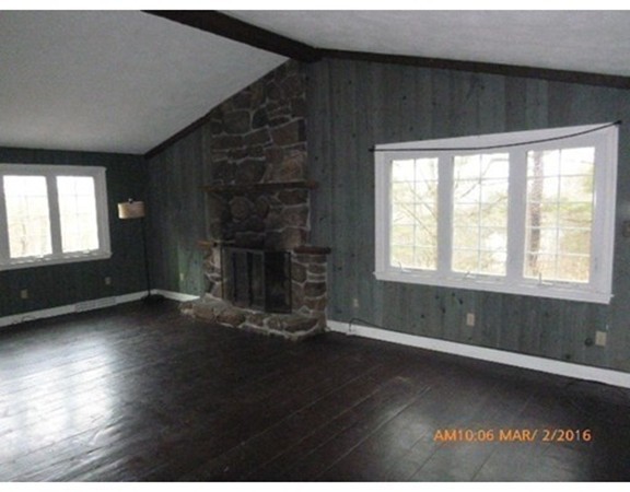 12 Finlay Road Sturbridge, MA 01518 - Photo 13 of 20