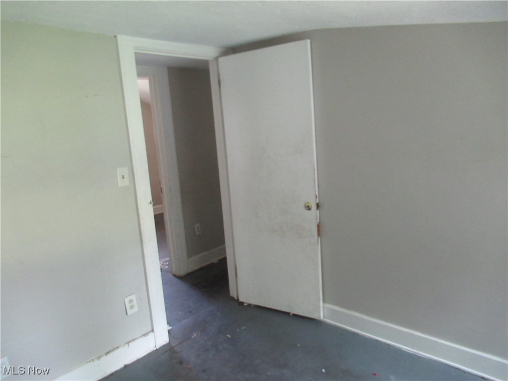 4482 Liberty Road Cleveland, OH 44121 - Photo 20 of 44