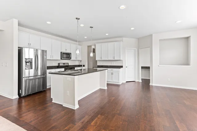 $3,200 | 897 Harrison Street, Canton, MI 48188