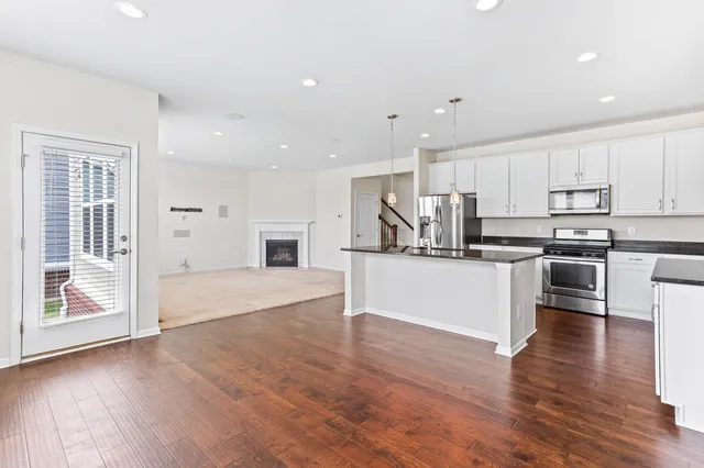 $3,200 | 897 Harrison Street, Canton, MI 48188