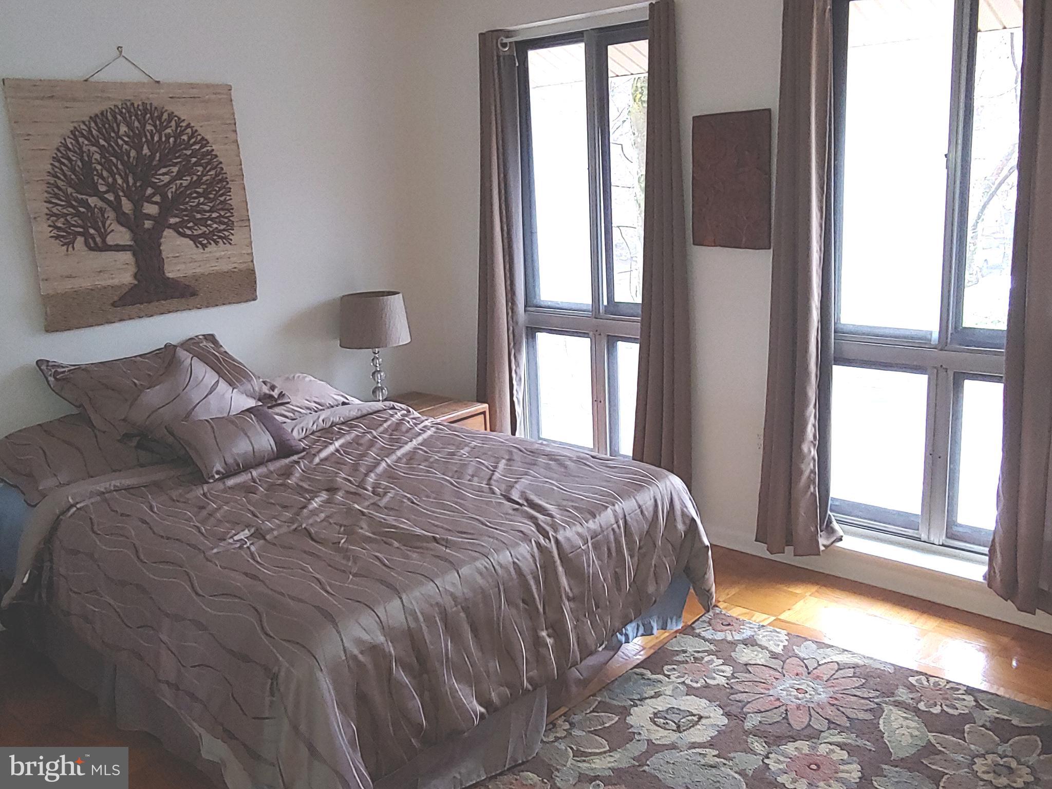 23 E Hamill Road, Unit 23E Baltimore, MD 21210 - Photo 9 of 11