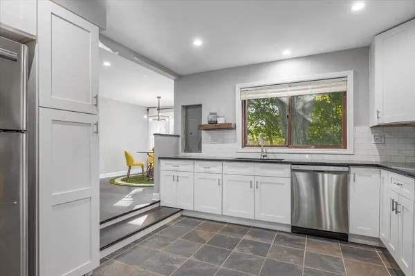 $389,000 | 310 West Detroit Street, New Buffalo, MI 49117