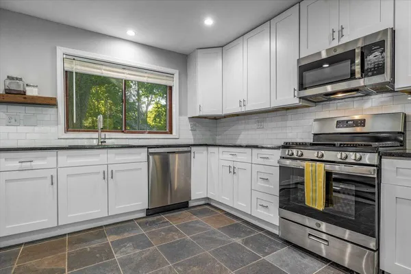$389,000 | 310 West Detroit Street, New Buffalo, MI 49117
