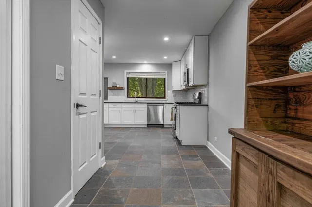 $399,000 | 310 West Detroit Street, New Buffalo, MI 49117