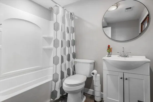 $389,000 | 310 West Detroit Street, New Buffalo, MI 49117