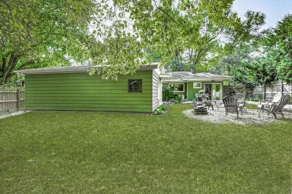 $389,000 | 310 West Detroit Street, New Buffalo, MI 49117