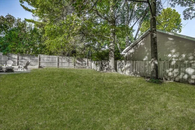 $399,000 | 310 West Detroit Street, New Buffalo, MI 49117