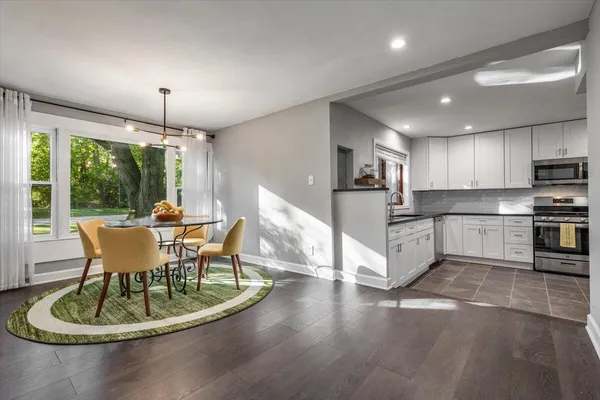 $398,500 | 310 West Detroit Street, New Buffalo, MI 49117