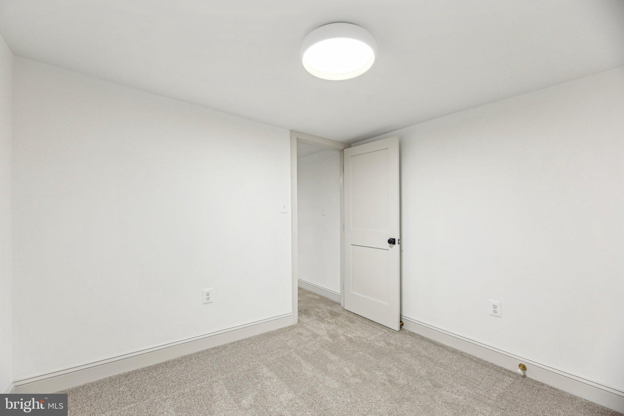 3348 Chestnut Avenue Baltimore, MD 21211 - Photo 30 of 39 a view of an empty room